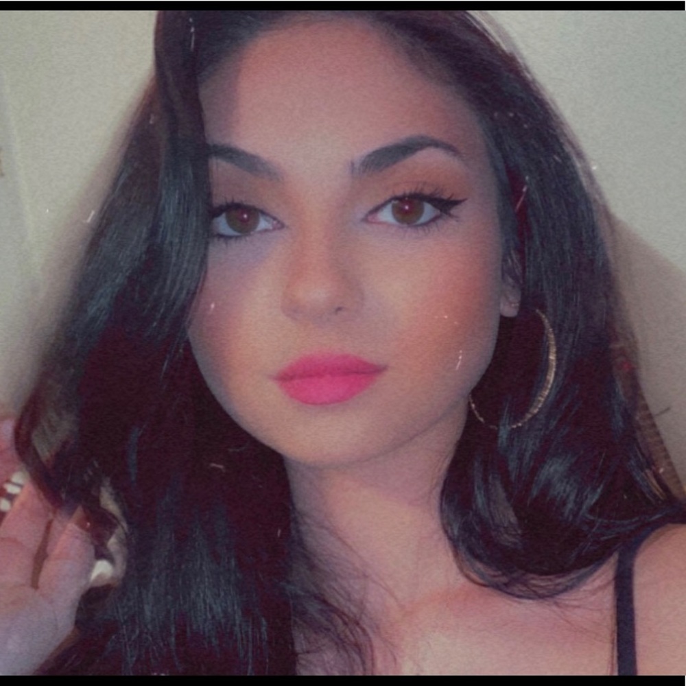 Meet your Posher, Samantha